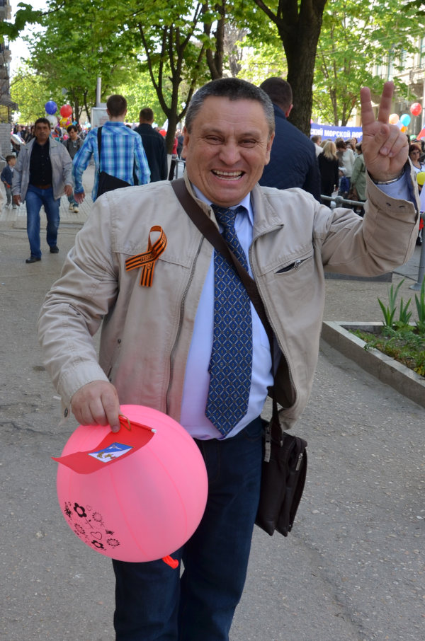 А.И. Кубряков на первомайской демонстрации