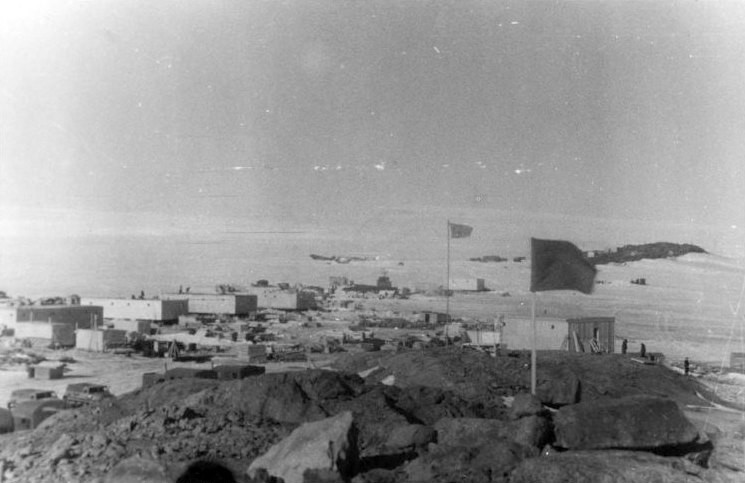 Станция «Мирный» в 1956 г.