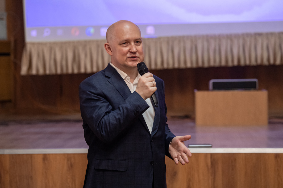 Визит министра в МГИ