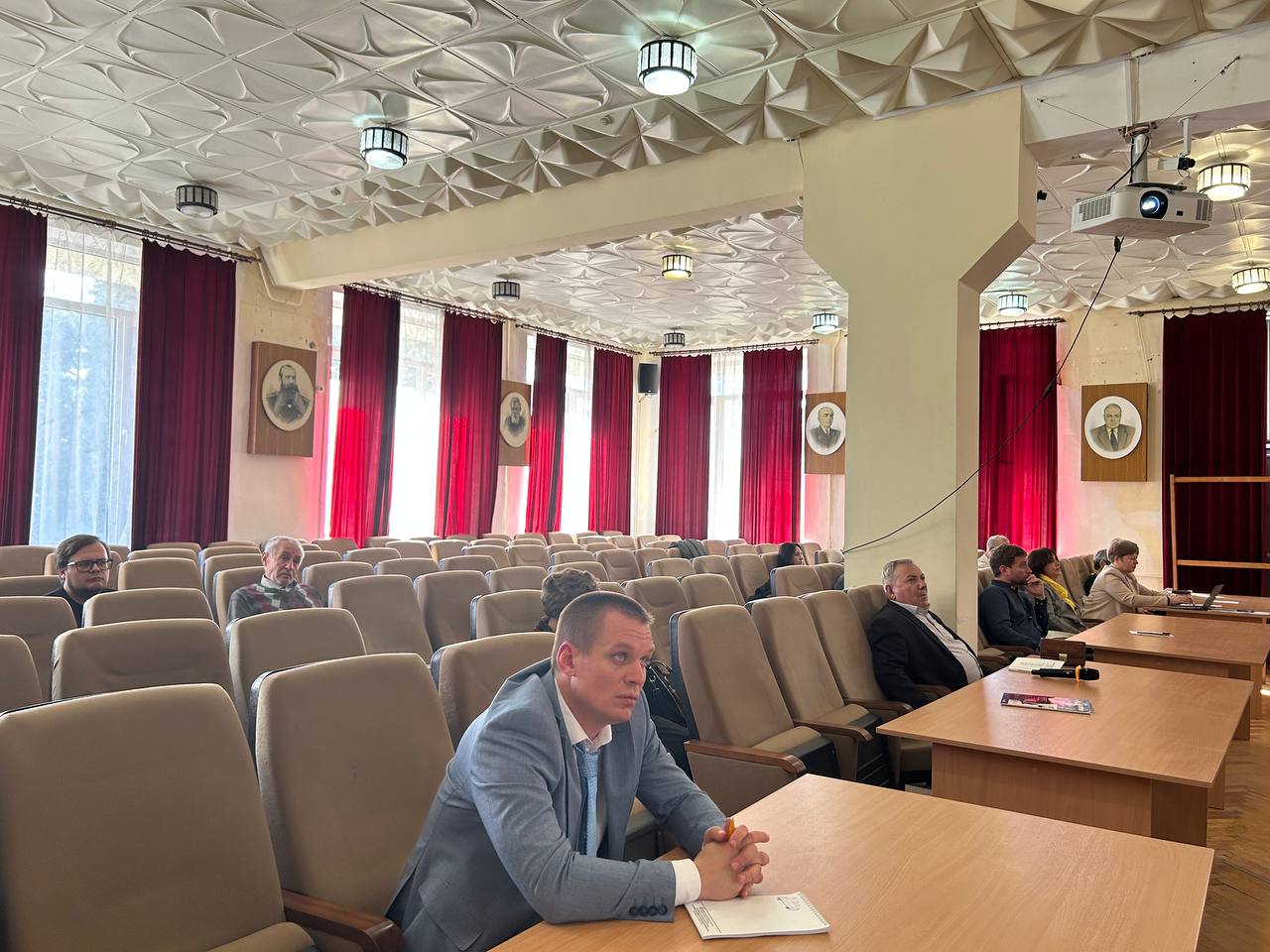 Круглый стол «Проблема разлива мазута в Чёрном море»